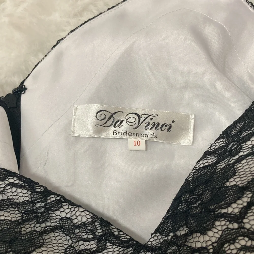 Da Vinci Woman’s Camisole black and white lace Size 10 NWOT